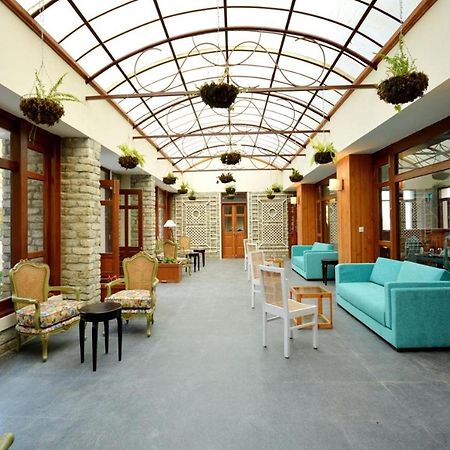 อนันต์ รสา บาย อาโมท Hotel Shitlakhet ภายนอก รูปภาพ